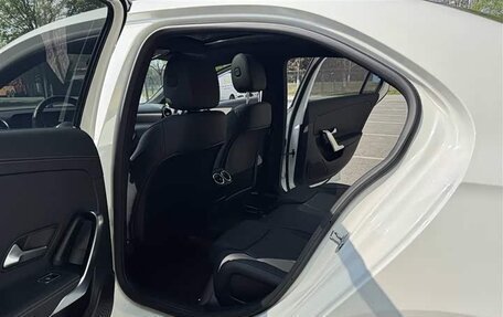 Mercedes-Benz A-Класс, 2023 год, 1 741 090 рублей, 10 фотография