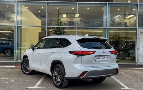 Toyota Highlander, 2026 год, 6 100 000 рублей, 7 фотография