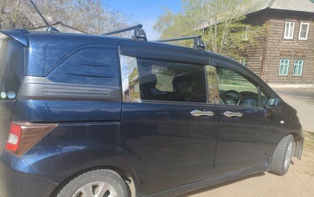 Honda Freed I, 2011 год, 1 100 000 рублей, 4 фотография