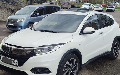 Honda Vezel, 2020 год, 1 860 000 рублей, 4 фотография