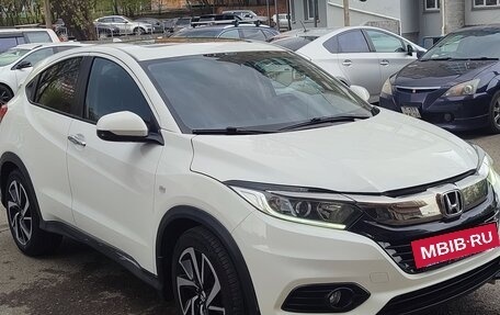 Honda Vezel, 2020 год, 1 860 000 рублей, 2 фотография