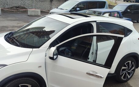 Honda Vezel, 2020 год, 1 860 000 рублей, 22 фотография
