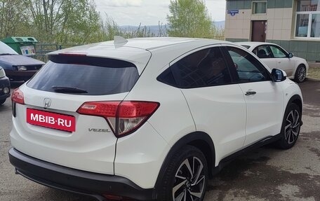 Honda Vezel, 2020 год, 1 860 000 рублей, 9 фотография