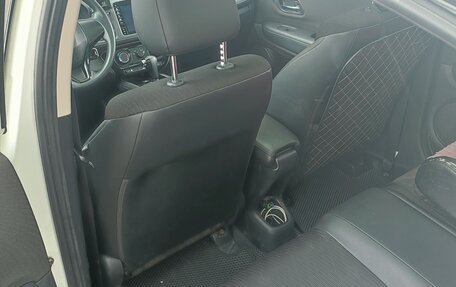 Honda Vezel, 2020 год, 1 860 000 рублей, 30 фотография