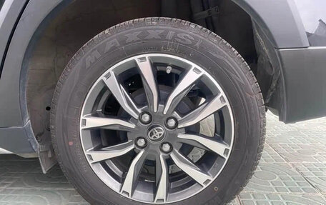 Toyota Yaris XP150 рестайлинг, 2022 год, 1 320 000 рублей, 14 фотография