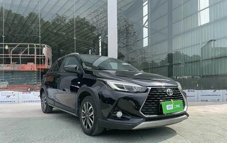Toyota Yaris XP150 рестайлинг, 2022 год, 1 320 000 рублей, 1 фотография