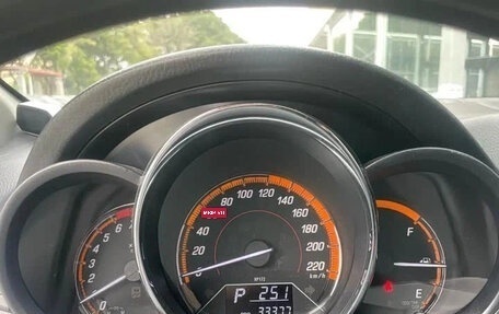 Toyota Yaris XP150 рестайлинг, 2022 год, 1 320 000 рублей, 11 фотография
