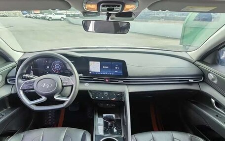 Hyundai Elantra, 2022 год, 1 420 000 рублей, 8 фотография