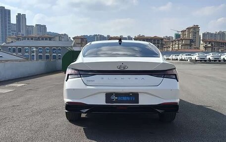 Hyundai Elantra, 2022 год, 1 420 000 рублей, 5 фотография