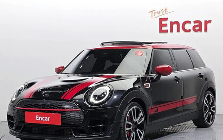 MINI Clubman, 2023 год, 2 725 000 рублей, 1 фотография