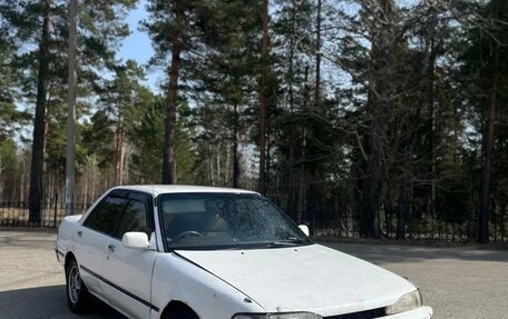 Toyota Carina, 1990 год, 140 000 рублей, 2 фотография