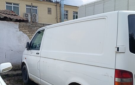 Volkswagen Transporter T5 рестайлинг, 2006 год, 360 000 рублей, 1 фотография