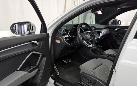 Audi Q3, 2023 год, 3 680 000 рублей, 9 фотография