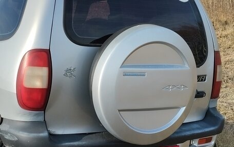 Chevrolet Niva I рестайлинг, 2003 год, 270 000 рублей, 2 фотография