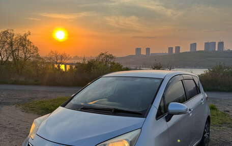 Toyota Ractis II, 2013 год, 770 000 рублей, 1 фотография