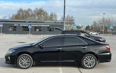Toyota Camry, 2017 год, 2 550 000 рублей, 10 фотография