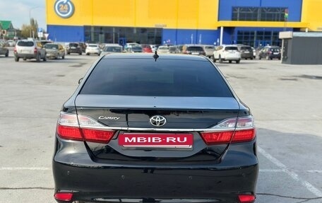 Toyota Camry, 2017 год, 2 550 000 рублей, 8 фотография