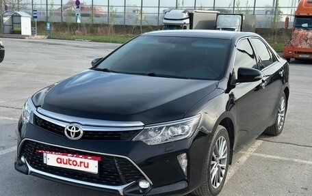 Toyota Camry, 2017 год, 2 550 000 рублей, 13 фотография
