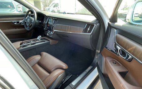 Volvo V90 Cross Country I рестайлинг, 2024 год, 7 100 000 рублей, 8 фотография