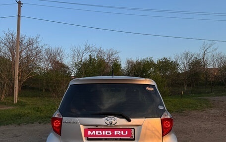 Toyota Ractis II, 2013 год, 770 000 рублей, 3 фотография