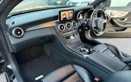 Mercedes-Benz C-Класс, 2016 год, 1 590 002 рублей, 24 фотография