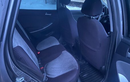 Hyundai Solaris II рестайлинг, 2012 год, 730 000 рублей, 10 фотография