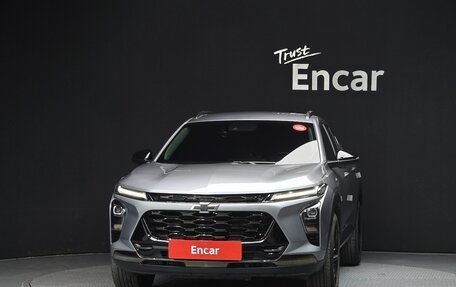 Chevrolet Trax, 2023 год, 1 564 040 рублей, 3 фотография