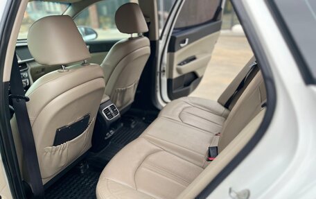 KIA Optima IV, 2018 год, 2 000 000 рублей, 11 фотография