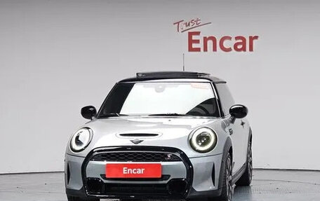 MINI Hatch, 2022 год, 2 154 000 рублей, 2 фотография