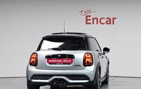 MINI Hatch, 2022 год, 2 154 000 рублей, 4 фотография