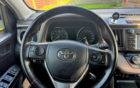 Toyota RAV4, 2015 год, 1 740 000 рублей, 9 фотография