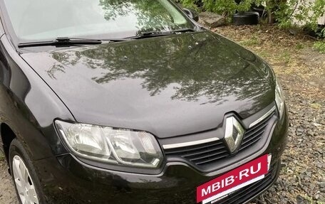 Renault Logan II, 2018 год, 635 000 рублей, 4 фотография