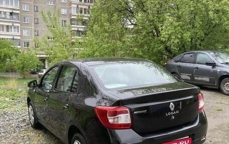 Renault Logan II, 2018 год, 635 000 рублей, 6 фотография