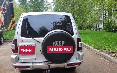 Mitsubishi Pajero III рестайлинг, 2002 год, 700 000 рублей, 4 фотография