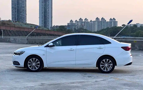Chevrolet Monza, 2022 год, 1 181 000 рублей, 3 фотография