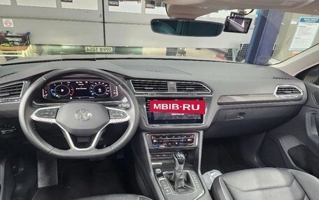Volkswagen Tiguan II, 2022 год, 2 650 000 рублей, 4 фотография