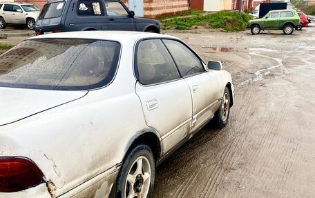 Toyota Vista, 1994 год, 180 000 рублей, 2 фотография