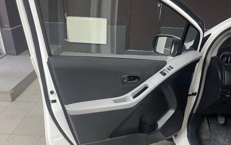 Toyota Yaris III рестайлинг, 2010 год, 450 000 рублей, 9 фотография