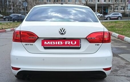Volkswagen Jetta VI, 2013 год, 888 000 рублей, 6 фотография
