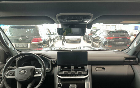 Toyota Land Cruiser, 2022 год, 9 975 000 рублей, 14 фотография
