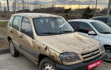 Chevrolet Niva I рестайлинг, 2004 год, 120 000 рублей, 1 фотография