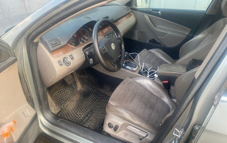 Volkswagen Passat B6, 2006 год, 650 000 рублей, 10 фотография