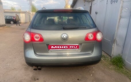 Volkswagen Passat B6, 2006 год, 650 000 рублей, 9 фотография