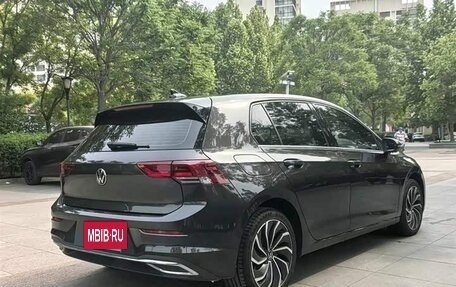 Volkswagen Golf VIII, 2023 год, 1 850 000 рублей, 6 фотография