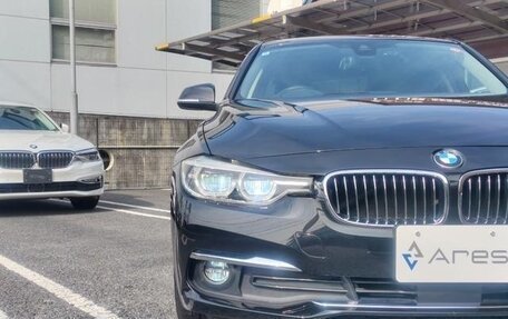 BMW 3 серия, 2018 год, 1 361 000 рублей, 9 фотография