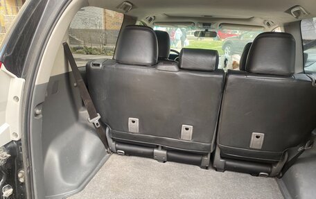 Toyota Land Cruiser Prado 150 рестайлинг 2, 2012 год, 3 000 000 рублей, 13 фотография