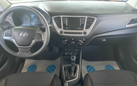 Hyundai Solaris II рестайлинг, 2019 год, 1 049 000 рублей, 12 фотография