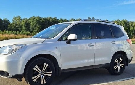 Subaru Forester, 2014 год, 1 570 000 рублей, 1 фотография