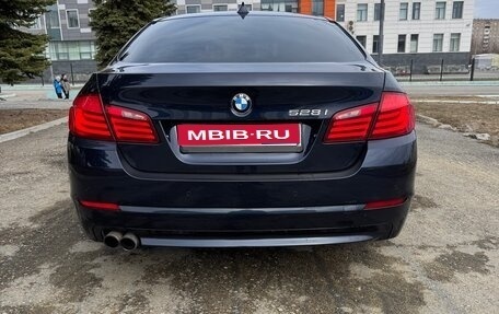 BMW 5 серия, 2012 год, 1 550 000 рублей, 1 фотография