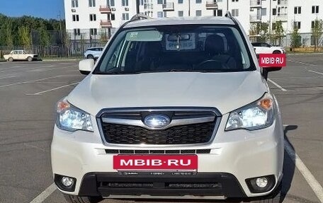 Subaru Forester, 2014 год, 1 570 000 рублей, 2 фотография